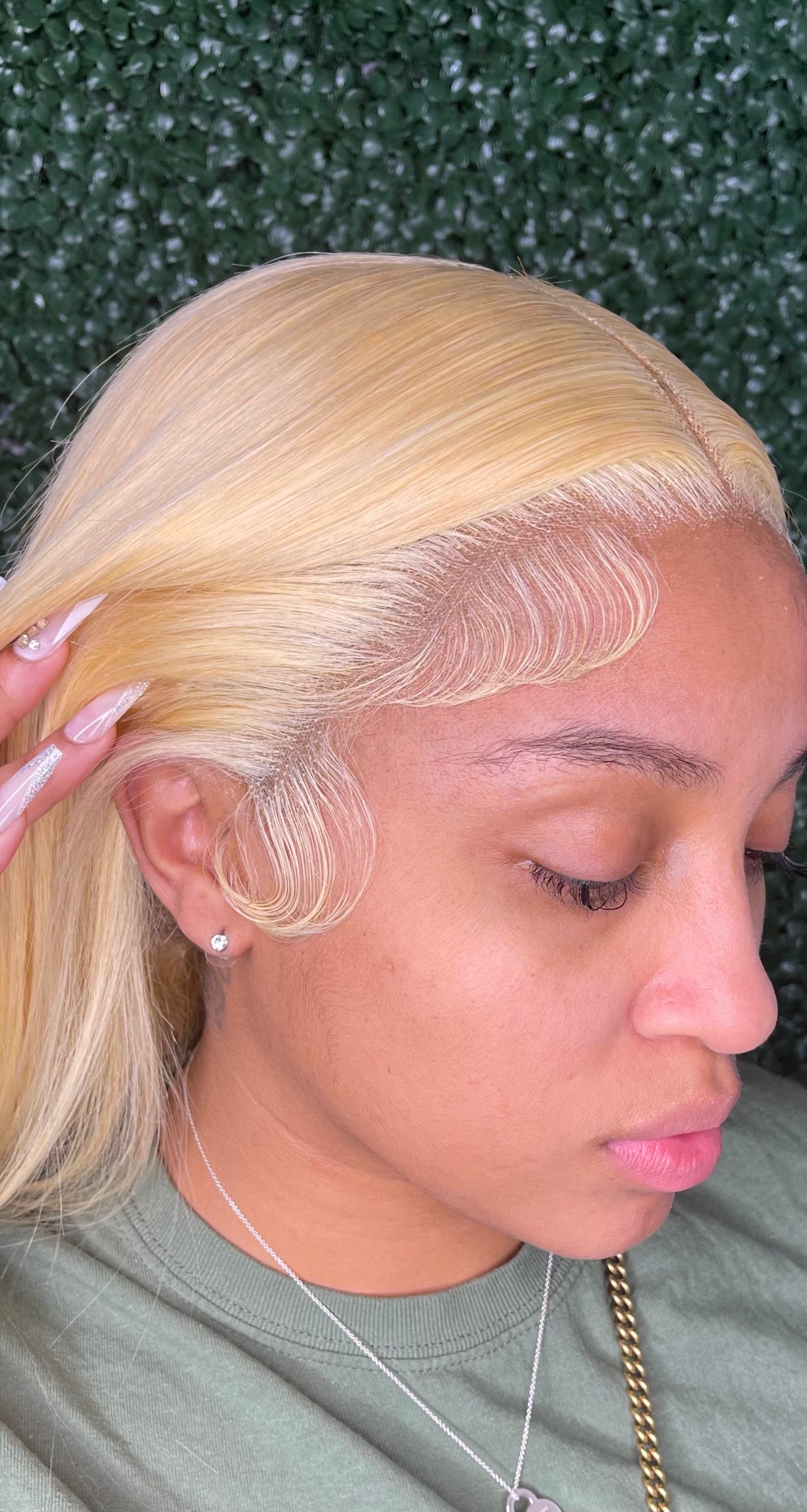 613 Full Frontal Wigs